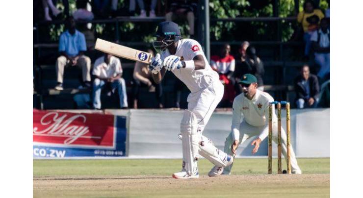 Mathews ton gives Sri Lanka lead in Zimbabwe
