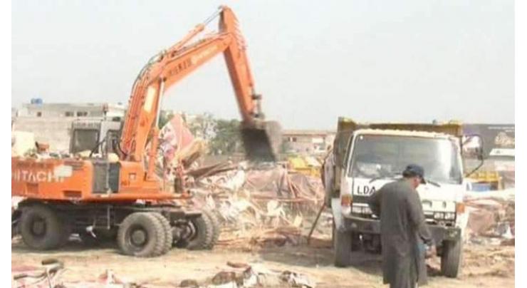 Metropolitan Corporation Lahore (MCL) demolishes illegal structures in city
