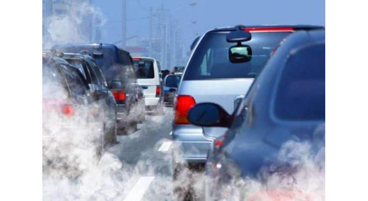 Traffic pollution can make older people fat
