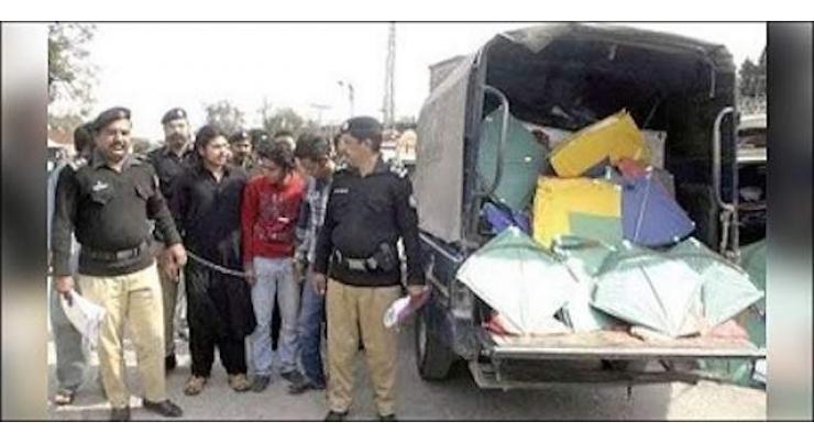 Two arrested, 700 kites recovered in Faisalabad 
