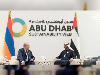 محمد بن زايد يلتقي عددا من رؤساء الدول المشاركين في اسبوع أبوظبي للاستدامة