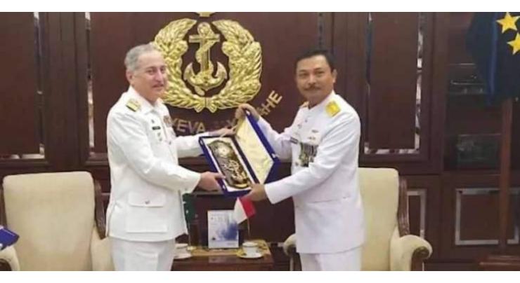 CNS Admiral Zafar Mahmood Abbasi conferred highest Indonesian military award
