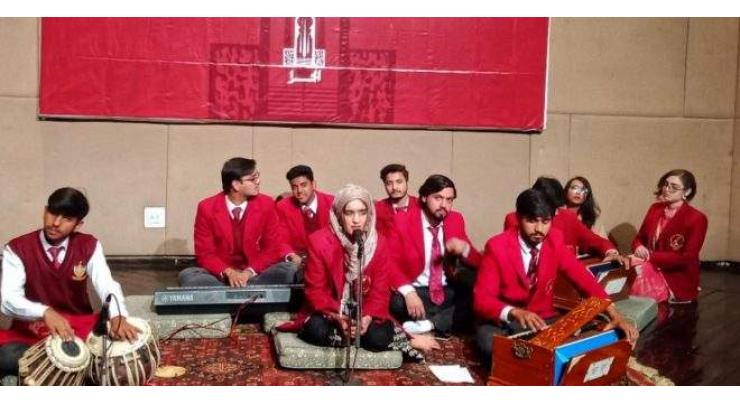 Lahore Arts Council (LAC) organises session to pay tribute to famous poets
