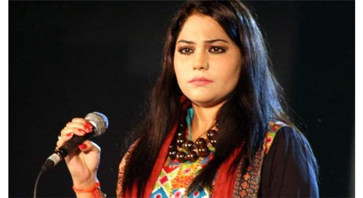 Sanam Marvi’s husband refuses allegations of domestic violence against him