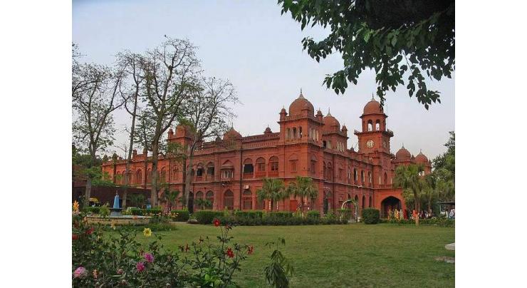 Diplomats delegation from 24 countries visit Punjab University
