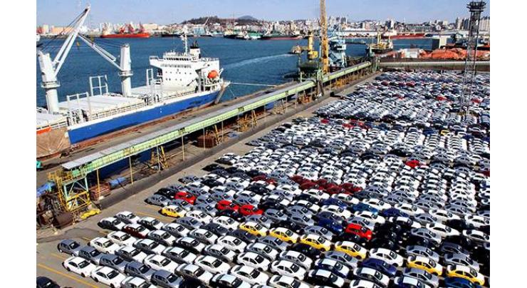 Auto exports down for 6th month on strike, fewer working days
