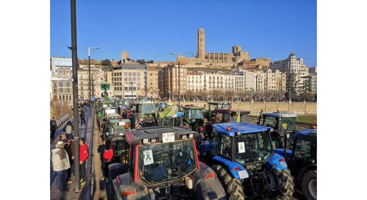 Spanish Farmers Take to Streets Demanding 'Fair' Prices for Agriculture Goods