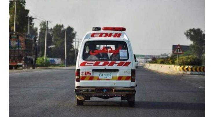 Man dies, another injures in Khuzdar bus-bike collision

