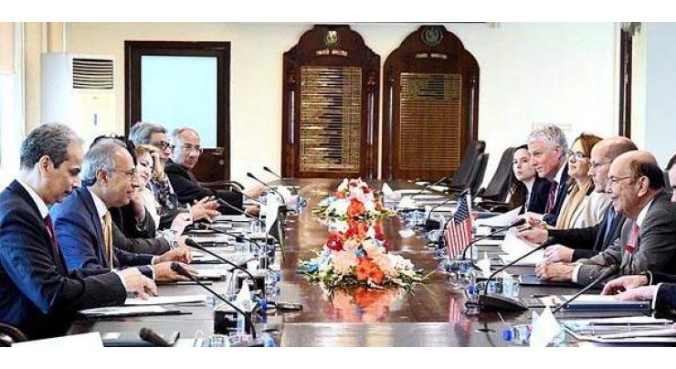 US commerce delegation's arrival to have positive consequences for country: Hafeez

