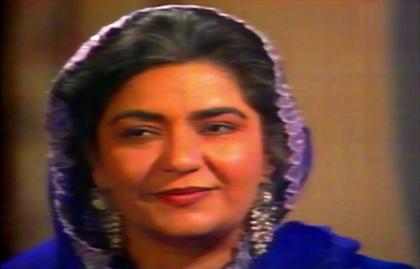 وفاة ممثلة باکستانیة ” نیغات بات “ عن 72 عاما