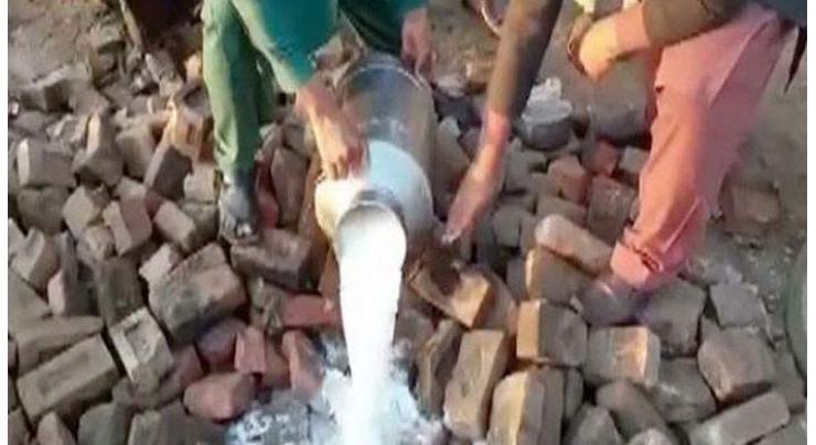 6360 litres adulterated milk disposed off in Faisalabad
