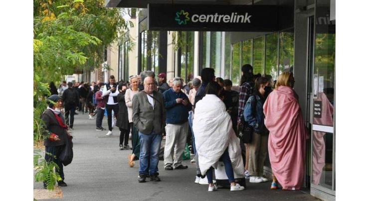 Echoes of Great Depression as jobless Australians queue for help
