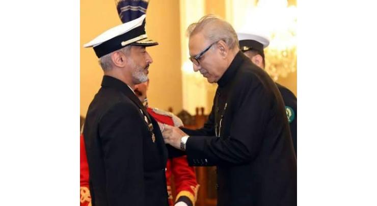  President of Pakistan Dr Arif Alvi confers military awards to officers, soldiers: ISPR
