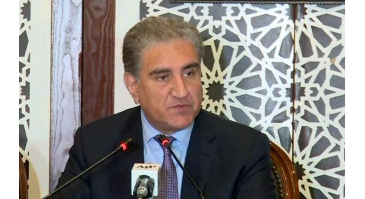 Qureshi phones UK counterpart; wishes well for corona-positive British PM, Prince Charles
