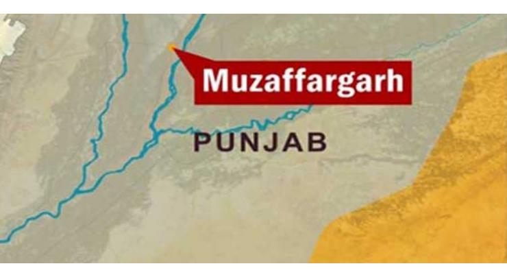 Two citizens deprived of cash, cell phones in Muzaffargarh
