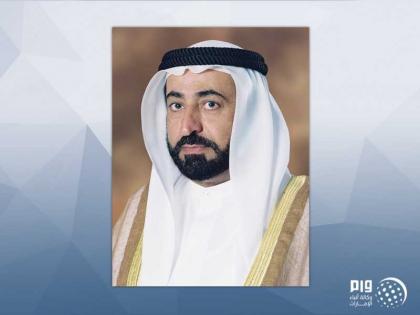 حاكم الشارقة يعزي ملك البحرين في وفاة الشيخ أحمد بن محمد بن سلمان آل خليفة