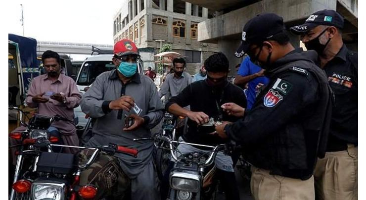 Patrolling police collects Rs 888,300 for corona fund
