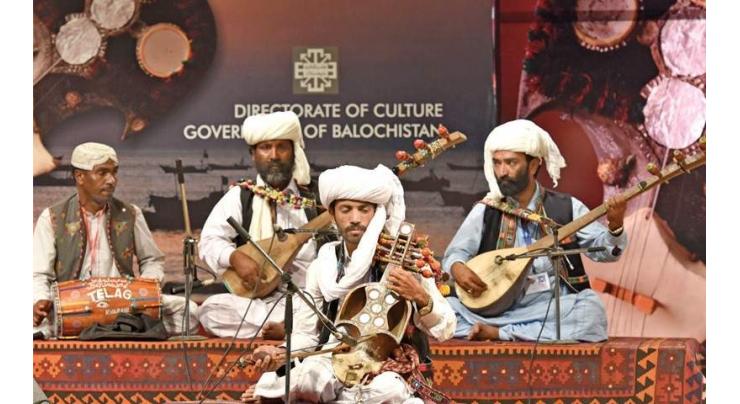 Lok Virsa  promotes traditional music, culture
