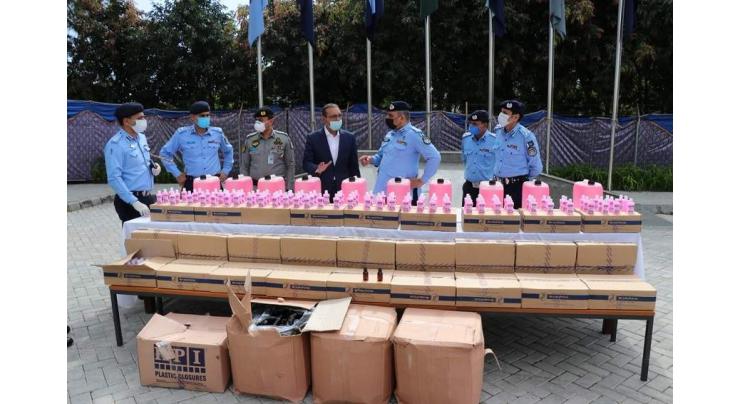 Islamabad police get 5000 sanitizers bottles

