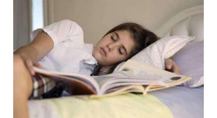 Sleepless teens likelier to get obese: study
