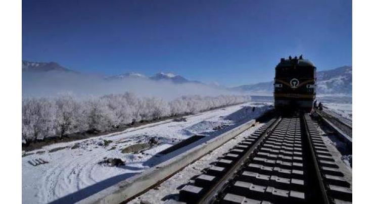 All 47 tunnel completed on 435-km Lhasa- Nyingchi railway

