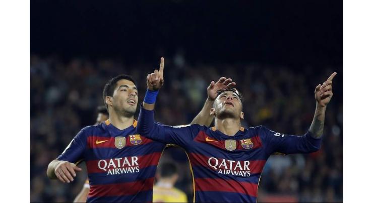 Neymar is welcome anytime at Barca, says Suarez
