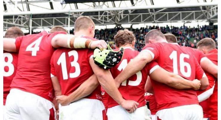 Welsh rugby players take 25% pay cut
