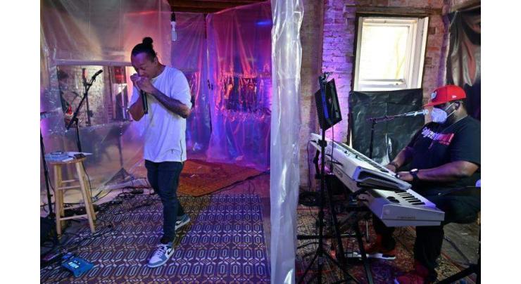 Jazz musician plays gigs from DC house -- mid-renovation
