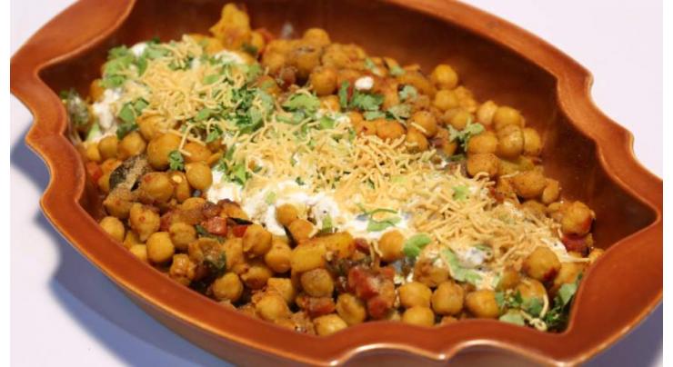 Australian HC shows love for Pakistani Iftar recipes with self-made Chana Chaat

