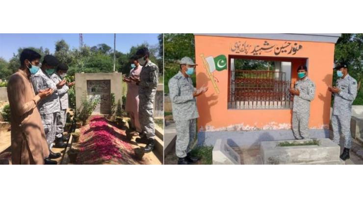 Pakistan Navy Continues Relief Operations Amid Covid-19 Surge