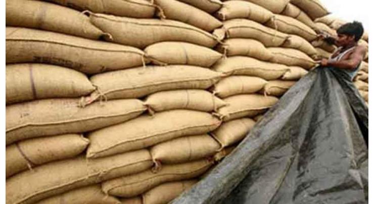 Wheat stock of 4000 bags confiscated in Khanewal
