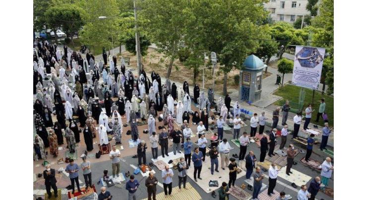 Iran announces collective prayers to restart nationwide
