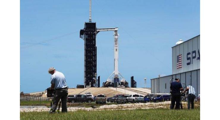 Chances of Manned SpaceX Mission Launch on Saturday Remain at 50% Due to Weather - NASA