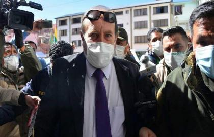اعتقال وزیر الصحة في بولیفیا بشبھة الفساد