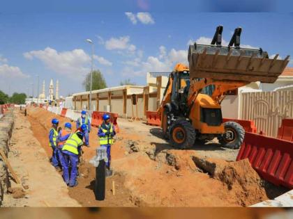 بلدية العين تنجز 35 % من مشروع البنية التحتية في الشعبيات القديمة