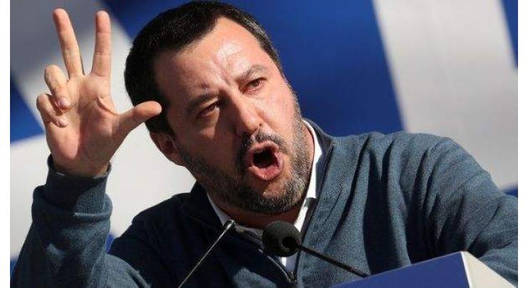 Italy's far-right leaders join protest against government

