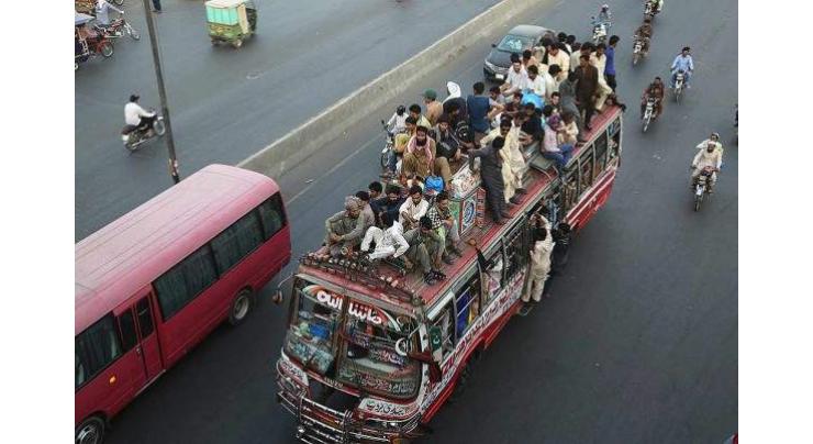 Citizens hail resumption of public transport in Karachi
