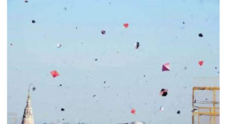 Kite flying banned in Islamabad for two months

