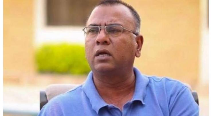 Basit denounces Grant Flower, asks PCB to issue statement in Younis' favour
