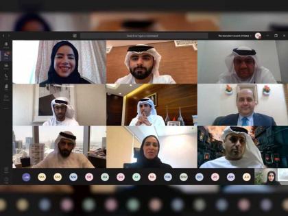منصور بن محمد يطلع على مخرجات مشروع دبي للتميز الحكومي للتعلم من أفضل الممارسات لإدارة أزمة كورونا