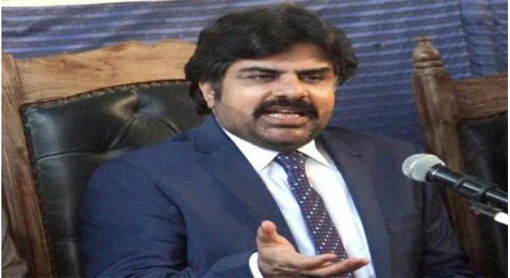 Nasir Shah handed over cheaque of Rs5 million to Sukkur Press Club

