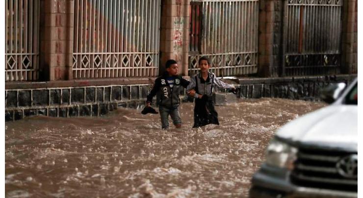 Four Buildings in Yemen's Sanaa Collapse Amid Heavy Seasonal Rains - Source
