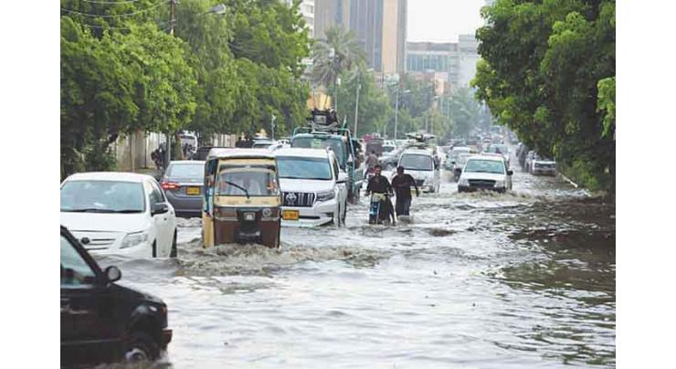 Showers of rain continues in city Karachi 
