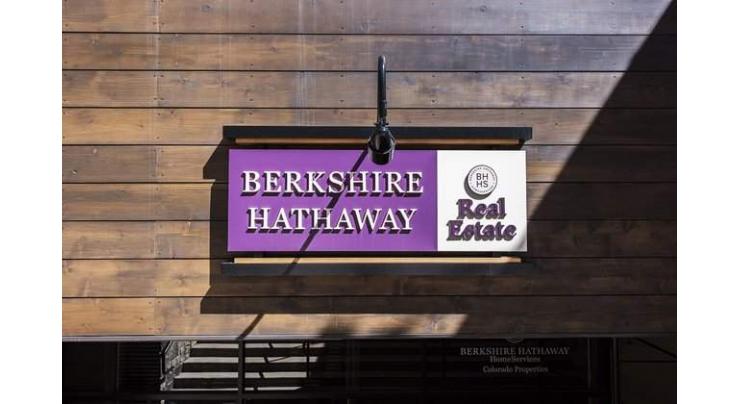 Virus-hit Berkshire Hathaway buys back more than $5bn in shares
