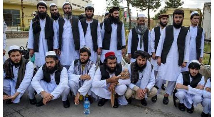 Afghan authorities begin release of Taliban prisoners
