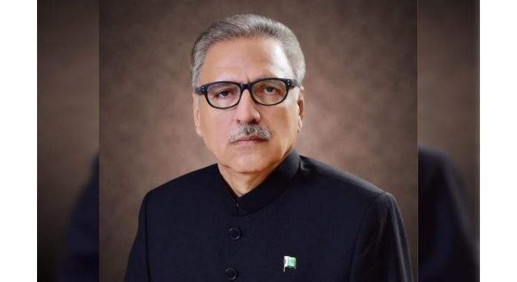 President confers civil awards to 184 Pakistanis, foreigners for excellence, services
