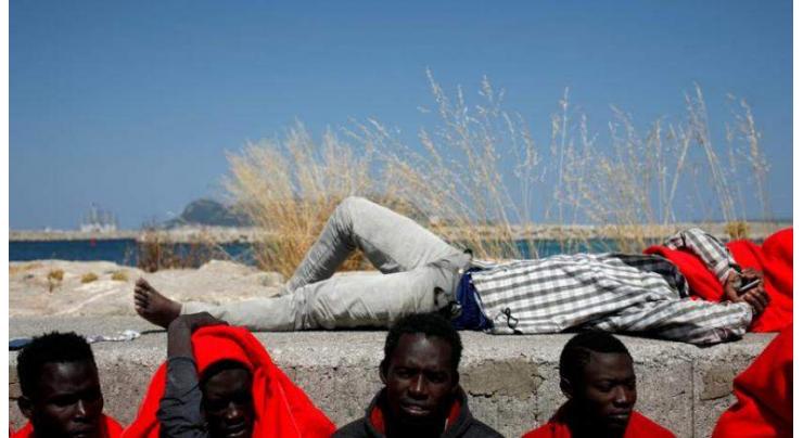 One Migrant Dead as 300 People Attempt to Enter Spain's Melilla From Morocco - Reports