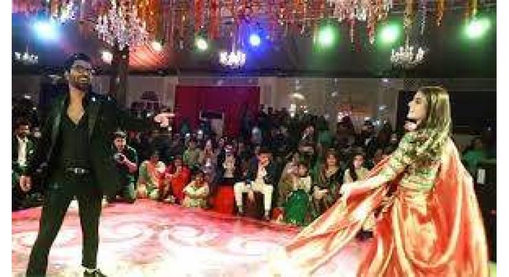 Dance video of Hira Mani and Yasir Hussain goes viral