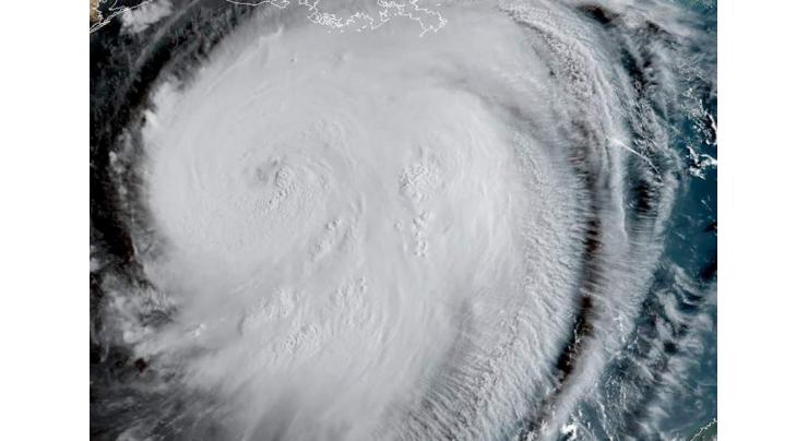 Hurricane Laura set to build to Category 4, slam US south coast
