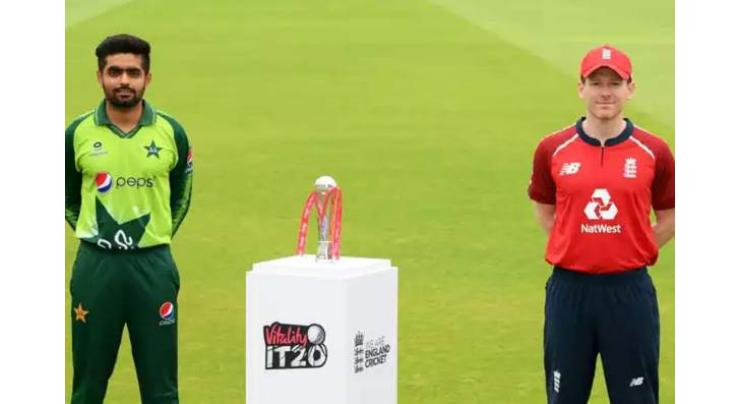 England v Pakistan 1st T20 scoreboard
